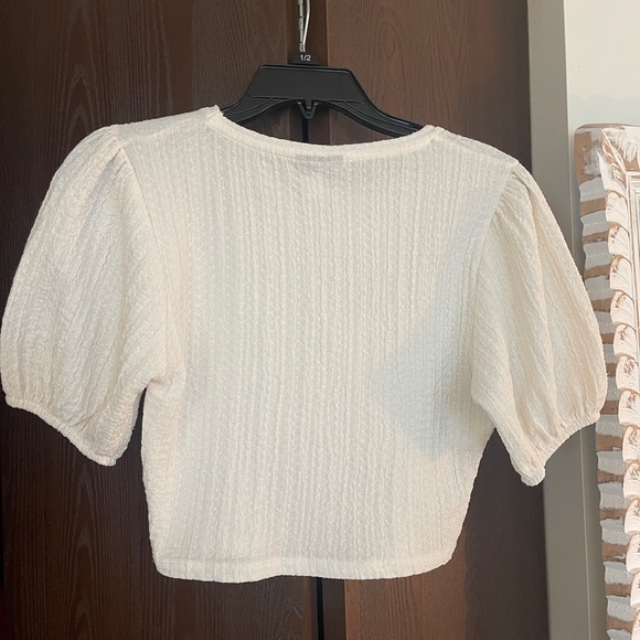 Topshop Textured Puff Sleeve Top - Picture 3 of 4